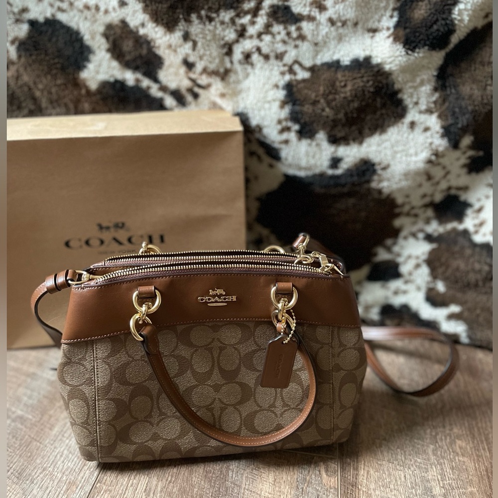 Coach Brooke Crossbody Caryall Purse - Picture 3 of 9